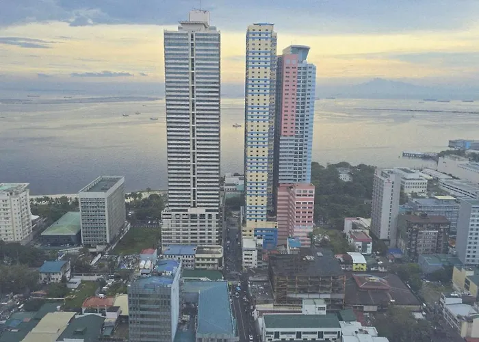 8 Adriatico Condotel Sea View Corner Unit Near St Lukes Clinic 3* Manila