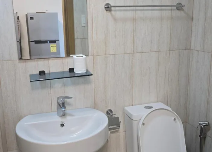 Gasthof 8 Adriatico Condotel Sea View Corner Unit Near St Lukes Clinic Manila